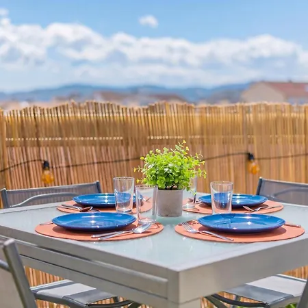 Cosy Waves T1 Bis Centre Saint-raphael Plages, Gare A Pied, Terrasse & Parking *